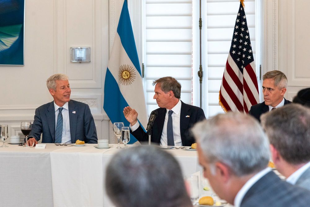 Embajada argentina en USA.jpg