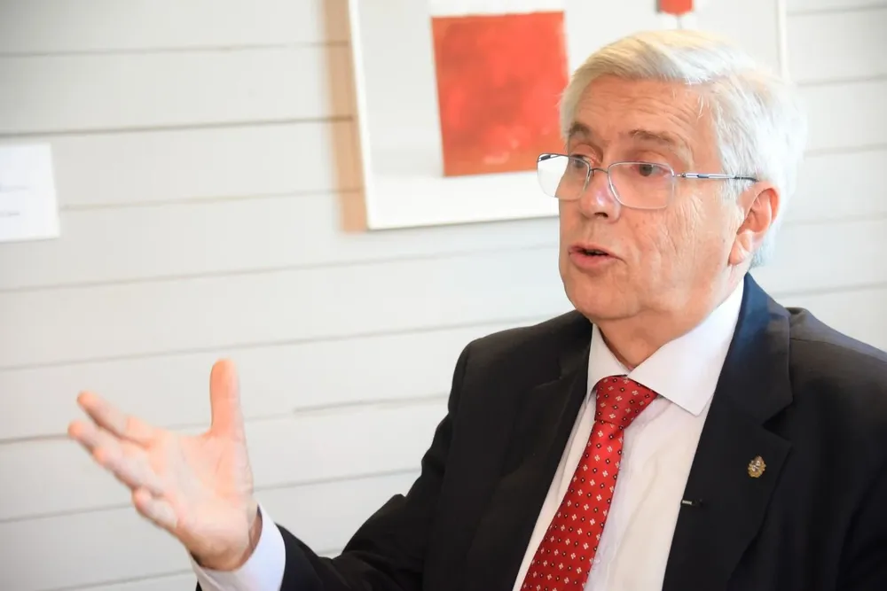 Tabaré Viera, ministro de Turismo