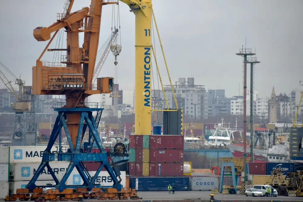 Acuerdo entre el gobierno y accionistas de Montecon