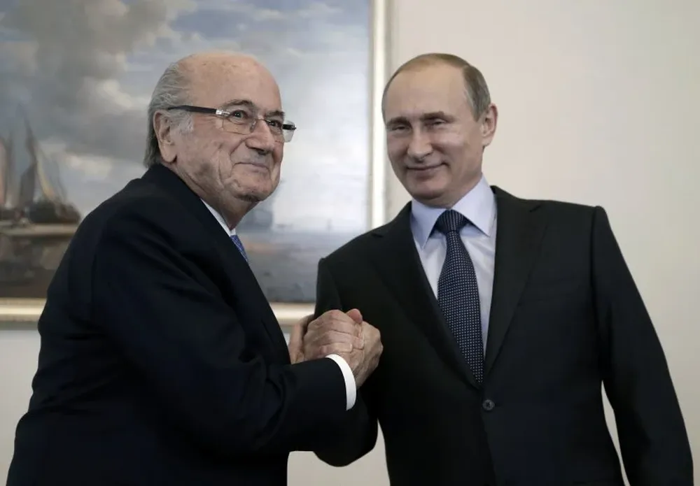 Blatter y Putin se saludaron antes del sorteo