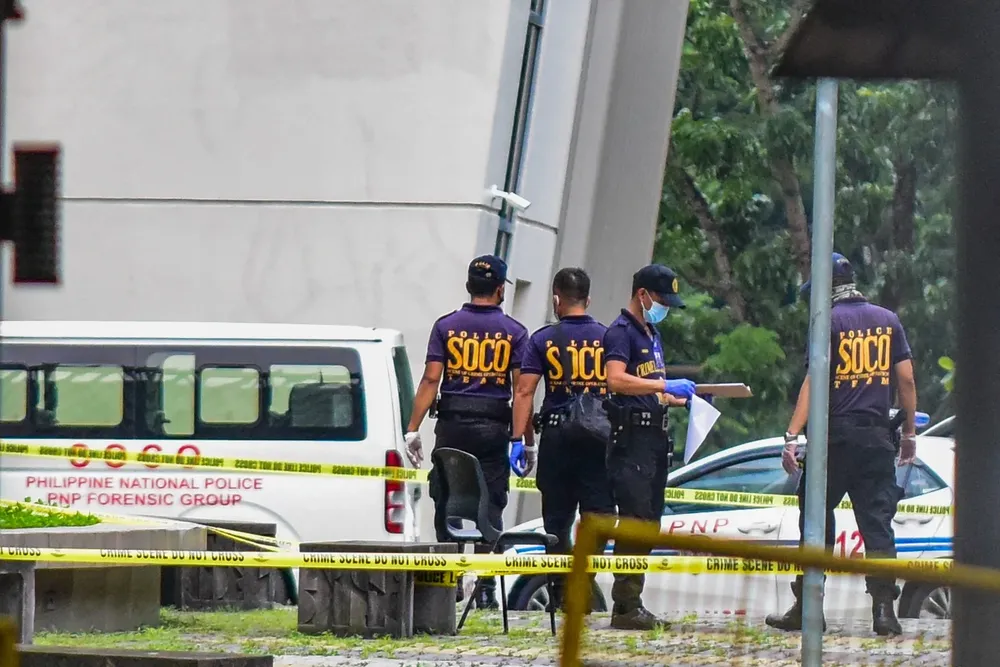 Un hombre armado asesinó a tres personas en una universidad de Filipinas