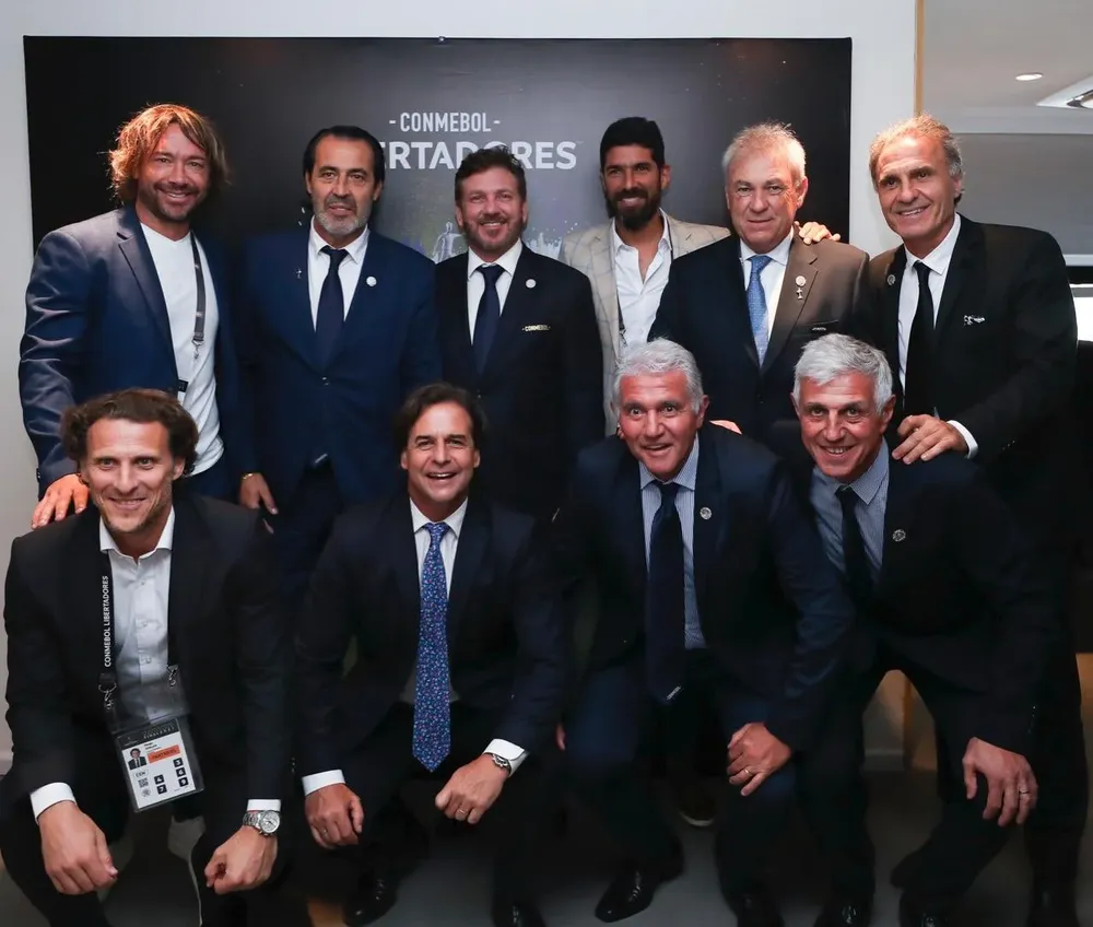 El presidente Lacalle Pou estuvo en la final de la Libertadores.