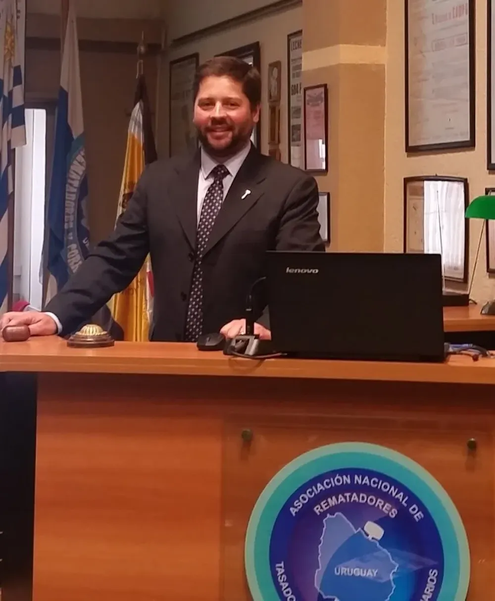 Rematador y tasador Carlos Ferreira Rodríguez