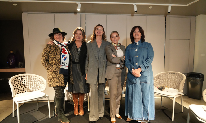 &nbsp;Teresa Aishemberg, Teresa Cometto, Ana Mola, María Pérez Ruiz y Carina Silva.