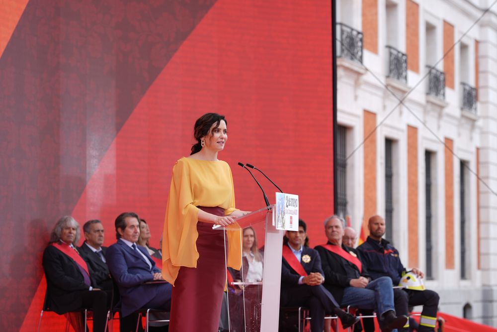 Isabel Díaz Ayuso, presidenta de la Comunidad de Madrid, encabeza el acto por el 2 de mayo.visibility