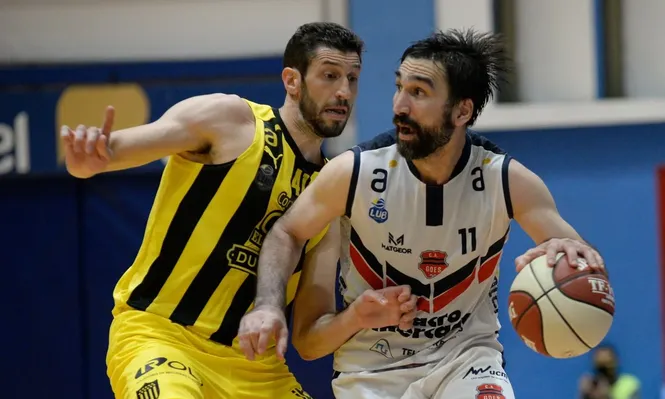 Martín Osimani escapa del Tito Borsellino