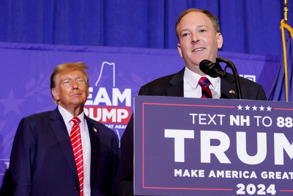 El administrador de EPA, Lee Zeldin, junto a Trump durante la campaña