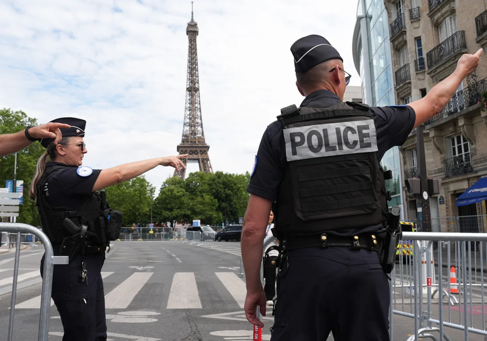 Final Champions League 2025: despliegue masivo de 5.400 policías en París para evitar incidentes entre los hinchas del PSG y el Inter de Milán.