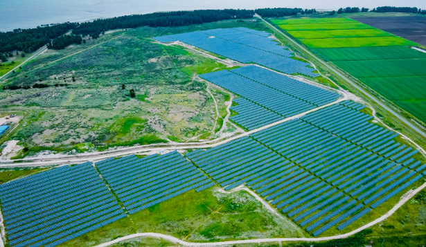Parque solar fotovoltaico, UTE