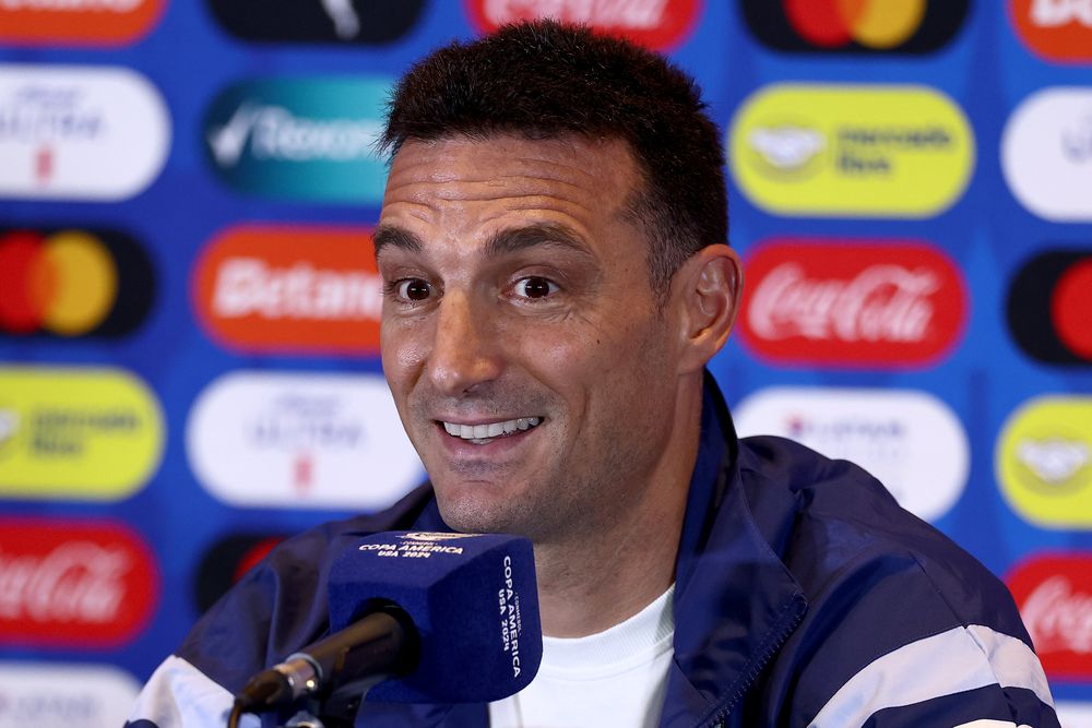 Lionel Scaloni en rueda de prensa.