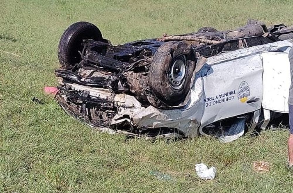 Así terminó la camioneta de la Intendencia de Treinta y Tres