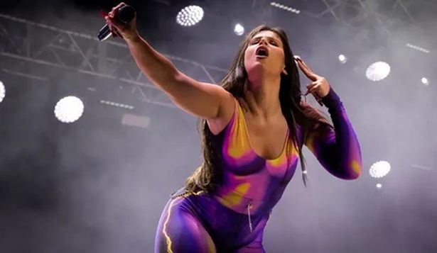 La cantante argentina Nathy Peluso cierra en Barcelona y Madrid la gira mundial de Grasa