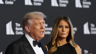 Trump es recibido con abucheos y aplausos en el Kennedy Center, tras su cruzada anti-woke en el emblemático centro cultural