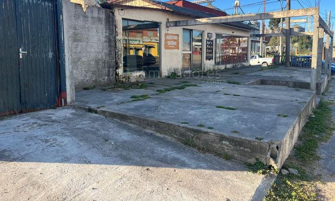 Barrientos remata dos padrones en Río Branco