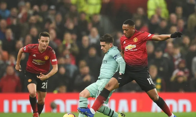 En solo 31 minutos, Torreira no pudo aportarle a Arsenal que perdió