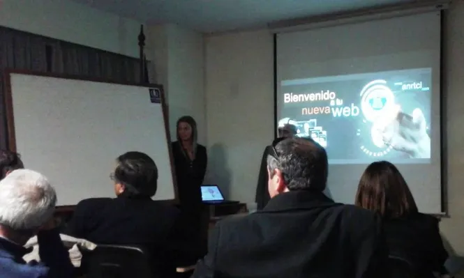La presentación de la página web ante socios y directivos en Anrtci