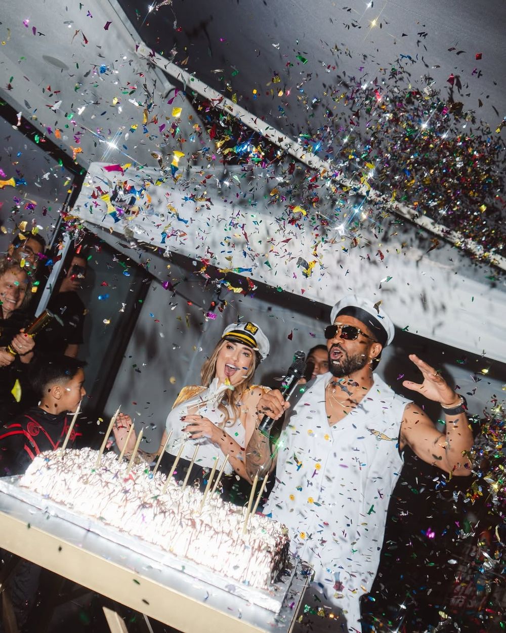 La espectacular fiesta de cumpleaños con disfraces de Rodrigo Aguirre y su pareja
