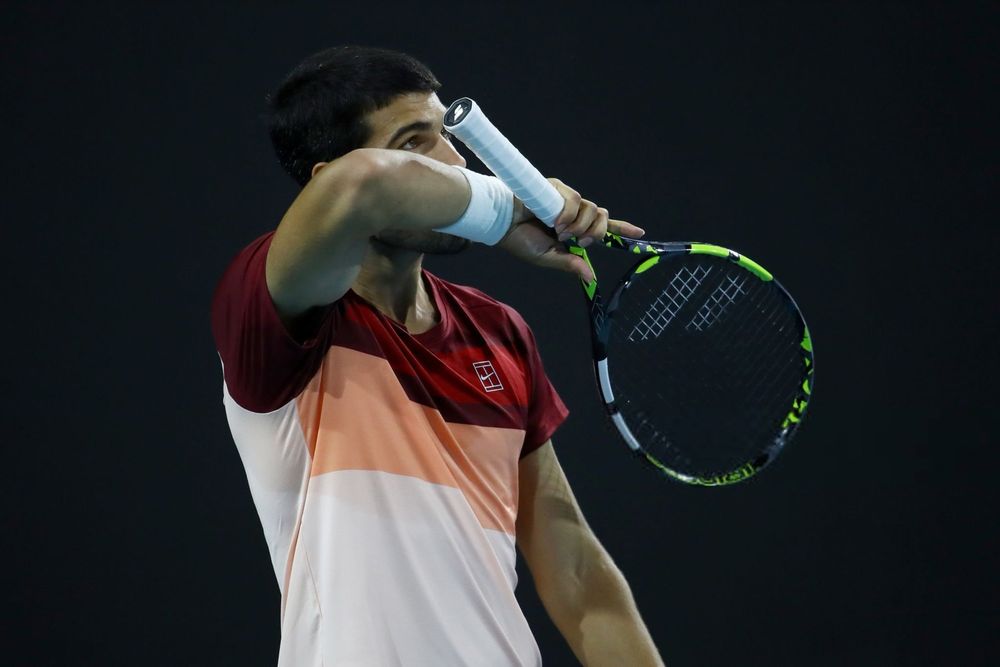 Frustrante eliminación de Carlos Alcaraz.