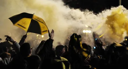 hinchas de nacional armados, detenidos en festejos de penarol
