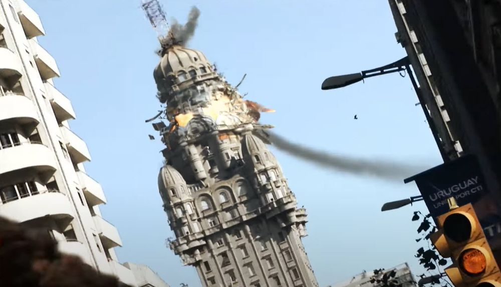 El Palacio Salvo bajo ataque en el corto de Fede Álvarez