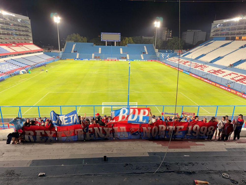 Barras de Nacional con Deportivo Independiente Medellín