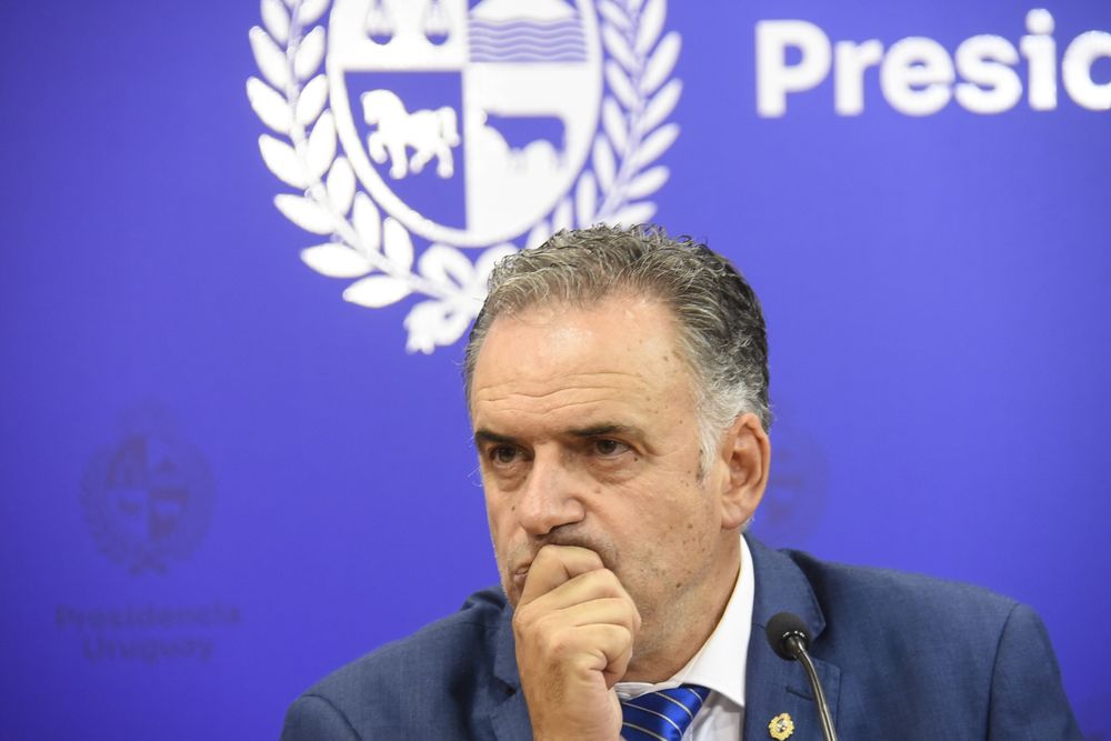 20250325 Yamandu Orsi en conferencia, Consejo de Ministros.