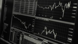 El dólar encadenó su tercera suba consecutiva en Uruguay y cerró en $ 39,6 en medio de tensiones globales