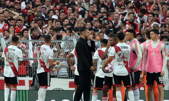 Futbolistas de River se enteran de la triste noticia