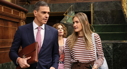 El presidente del Gobierno, Pedro Sánchez y Sara Aagesen, minnistra&nbsp; para la Transición Ecológica y el Reto Demográfico