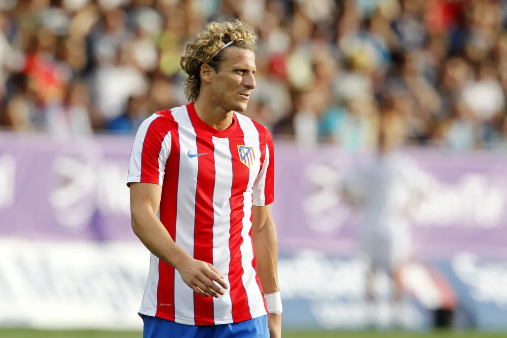El delantero Diego Forlán con Atlético Madrid en la Europa League