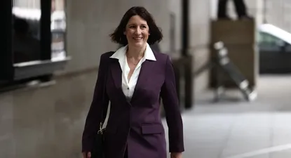 Rachel Reeves, ministra de Hacienda del “gabinete en las sombras laborista”, criticó el deslucido desempeño de la economía.