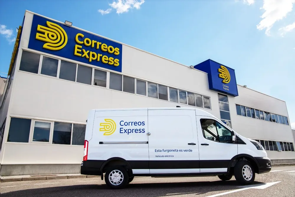 Redes sociales: @CorreosExpress