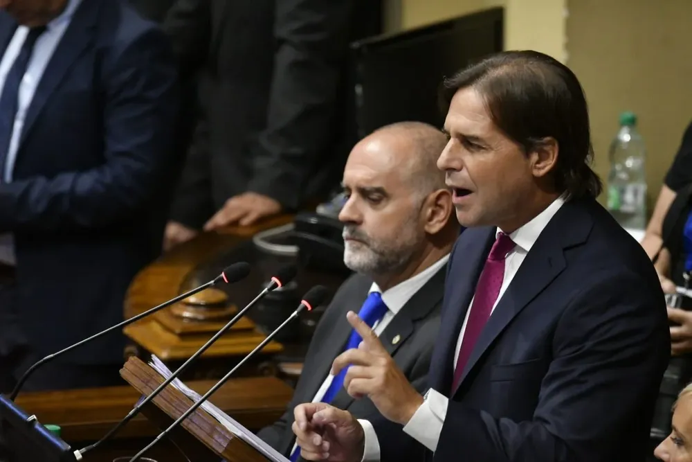 Lacalle Pou en el Parlamento
