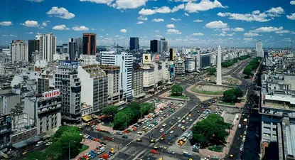 Impulsado por uruguayos, crece el arribo de turistas a Argentina