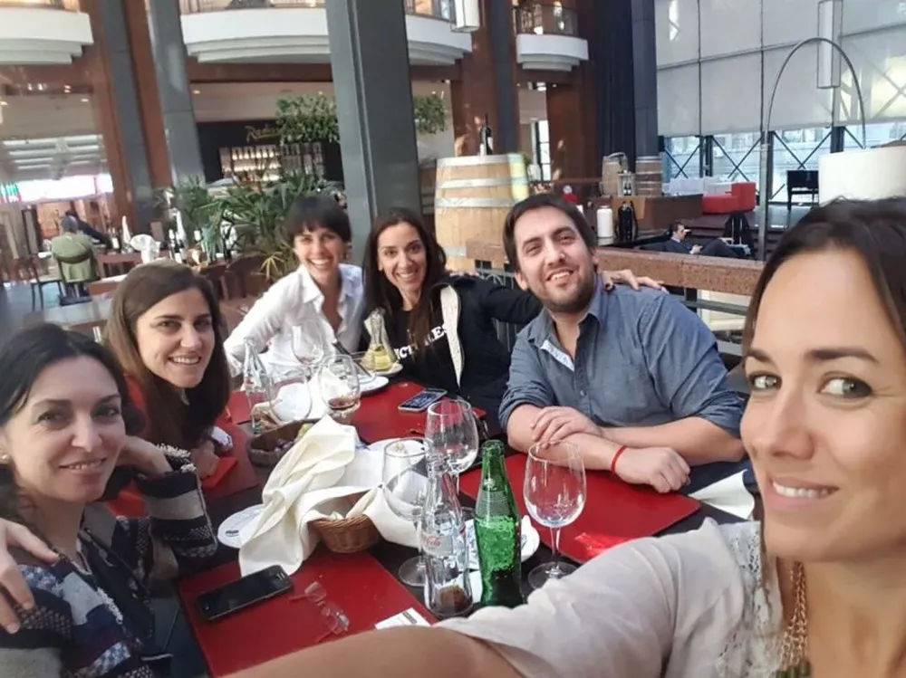 Diego Sorondo junto a las actrices elegidas