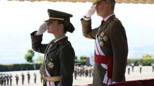 La princesa Leonor y el rey Felipe VI presiden la entrega de Reales Despachos a nuevos sargentos en Lleida