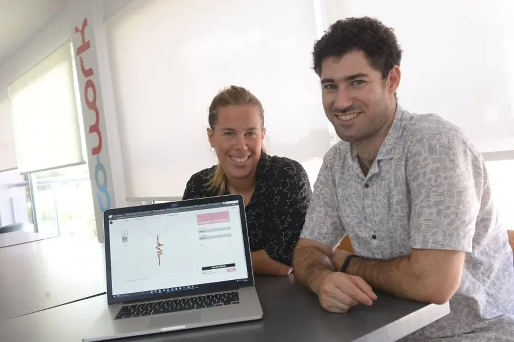 Martina Möring y Alejandro Lozdziejski, socios de Sur 3D