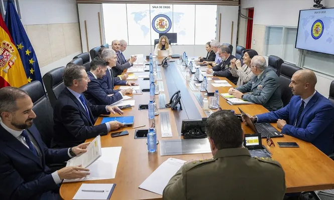 El ministro del Interior, Fernando Grande-Marlaska, preside la reunión de la Mesa de Valoración de la Amenaza Terrorista con vistas a las Navidades.