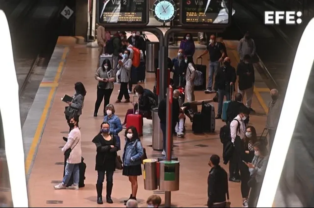 Una incidencia ocurrida en obras de infraestructura en la entrada sur de Atocha afecta a los trenes que circulan en ese trayecto.