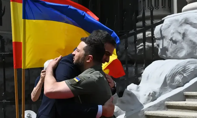 Pedro Sánchez y Volodimir Zelenski.