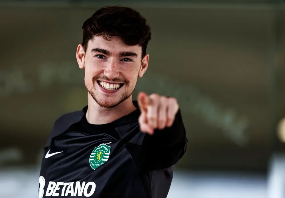 Franco Israel fue presentado en Sporting