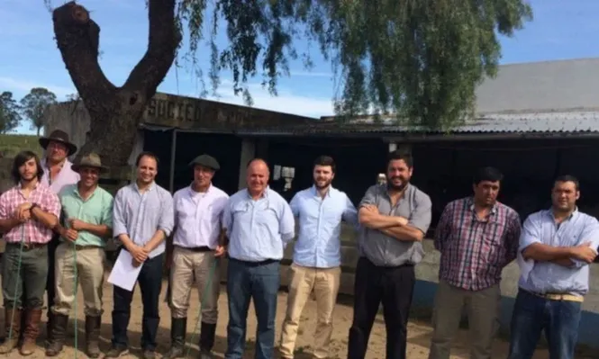 Cabañeros y escritorios en el remate de 2017