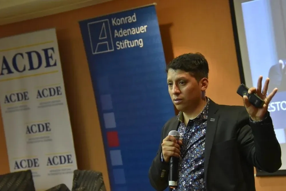 Néstor Días, durante la presentación en ACDE