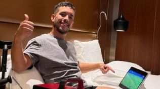 Leonardo Fernández vivió a la distancia el partido de Peñarol&nbsp;
