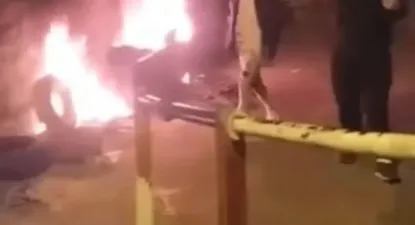 animalistas denuncian a hinchas de penarol por prender fuego a un animal vivo