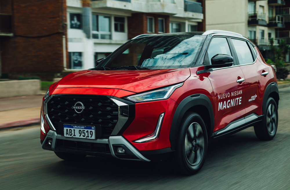 nissan uruguay dos