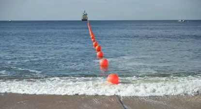 ANTEL calificó de hito histórico el primer cable submarino de fibra óptica