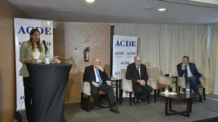 Los economistas manifestaron su nivel de coincidencia repetidamente pero polemizaron sobre el Mercosur