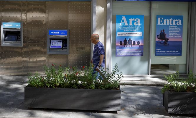 El consejo del Banco Sabadell evaluará esta semana la nueva oferta del BBVA