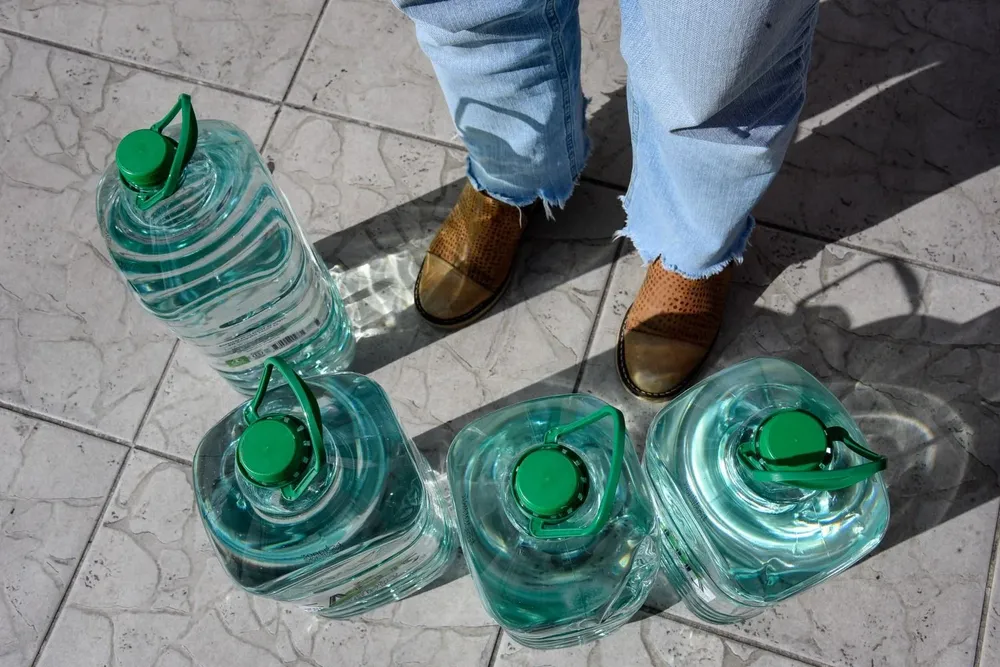 El precio de los bidones cayó 28%